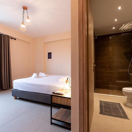 Mini Suites Near Athen'S Airport Free Shuttle From And To Athen'S Airport Spáta Eksteriør billede