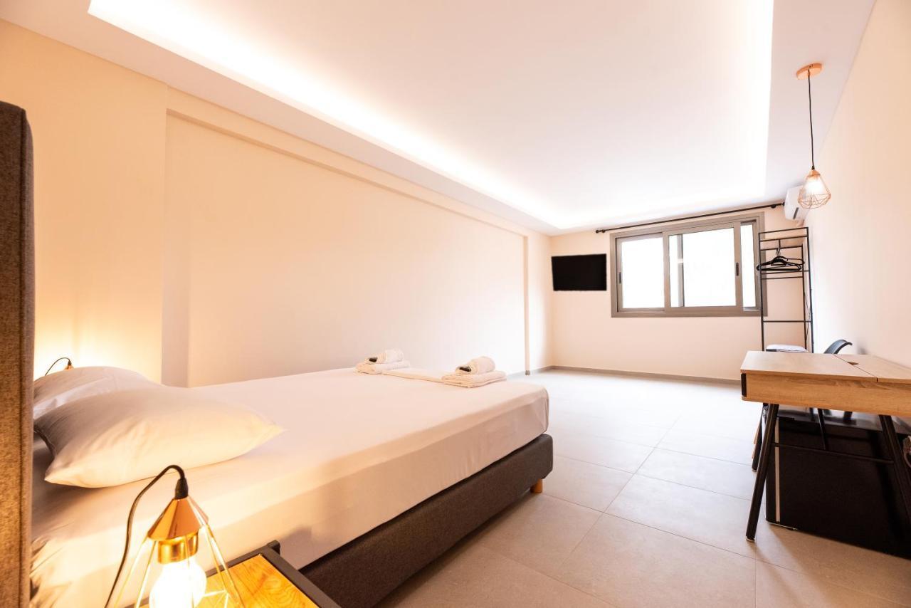 Mini Suites Near Athen'S Airport Free Shuttle From And To Athen'S Airport Spáta Eksteriør billede